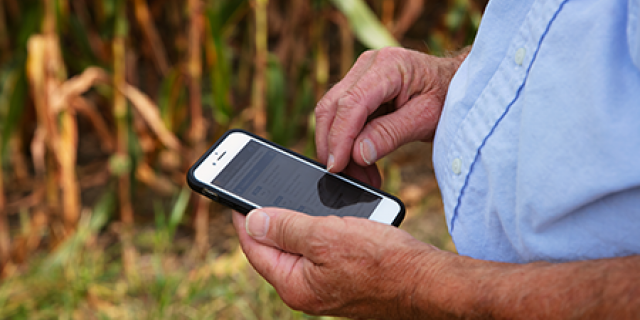 Man holding smart phone